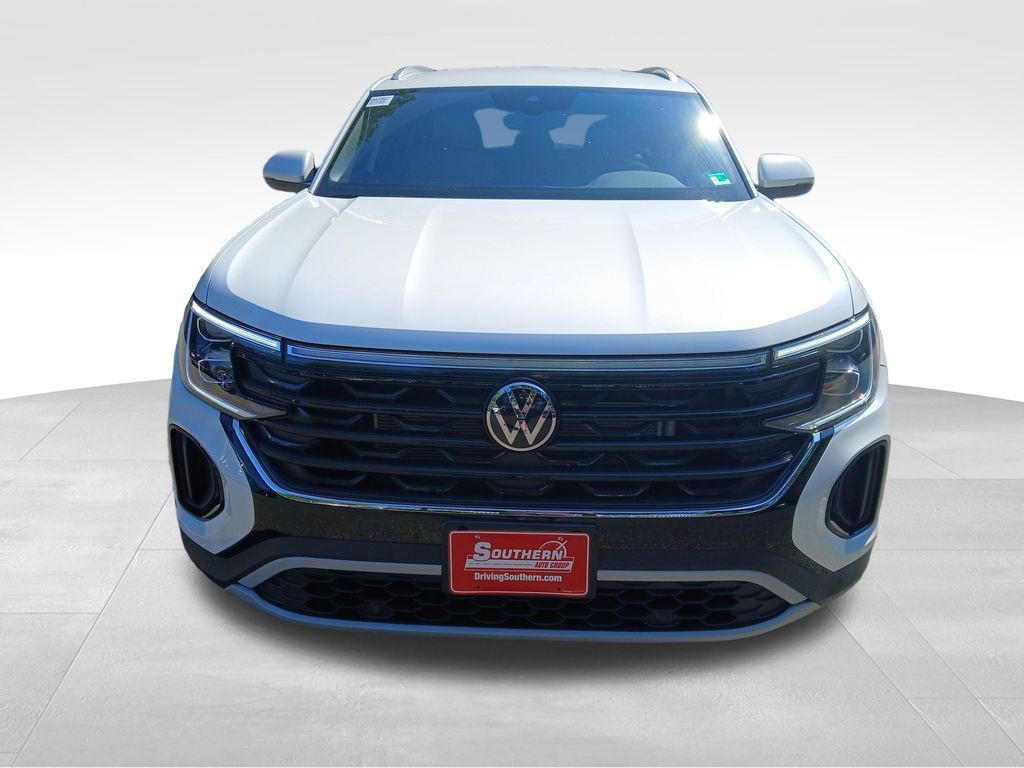 2026 Volkswagen Atlas Cross Sport SE Technology photo 7