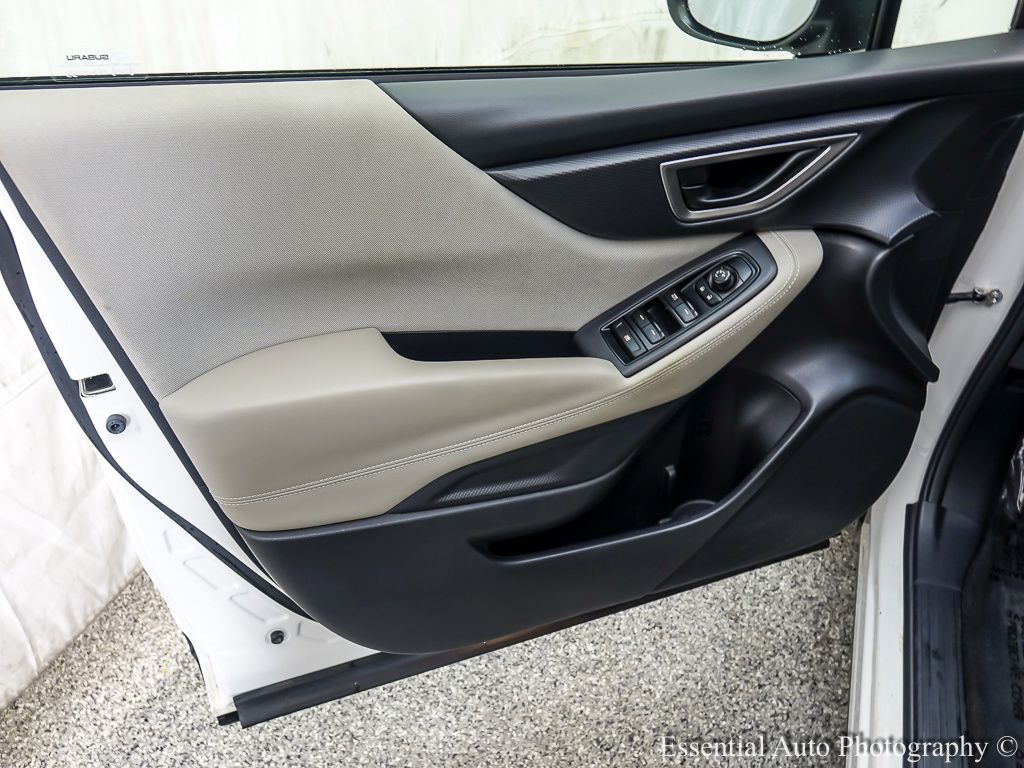 2019 SUBARU FORESTER - Image 18