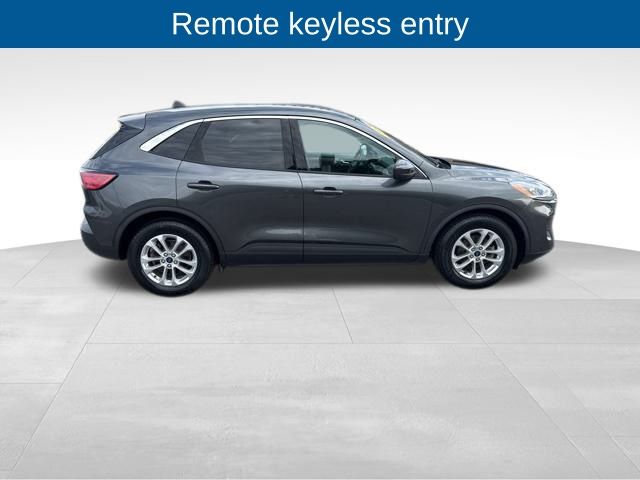 2020 Ford Escape SE photo 8