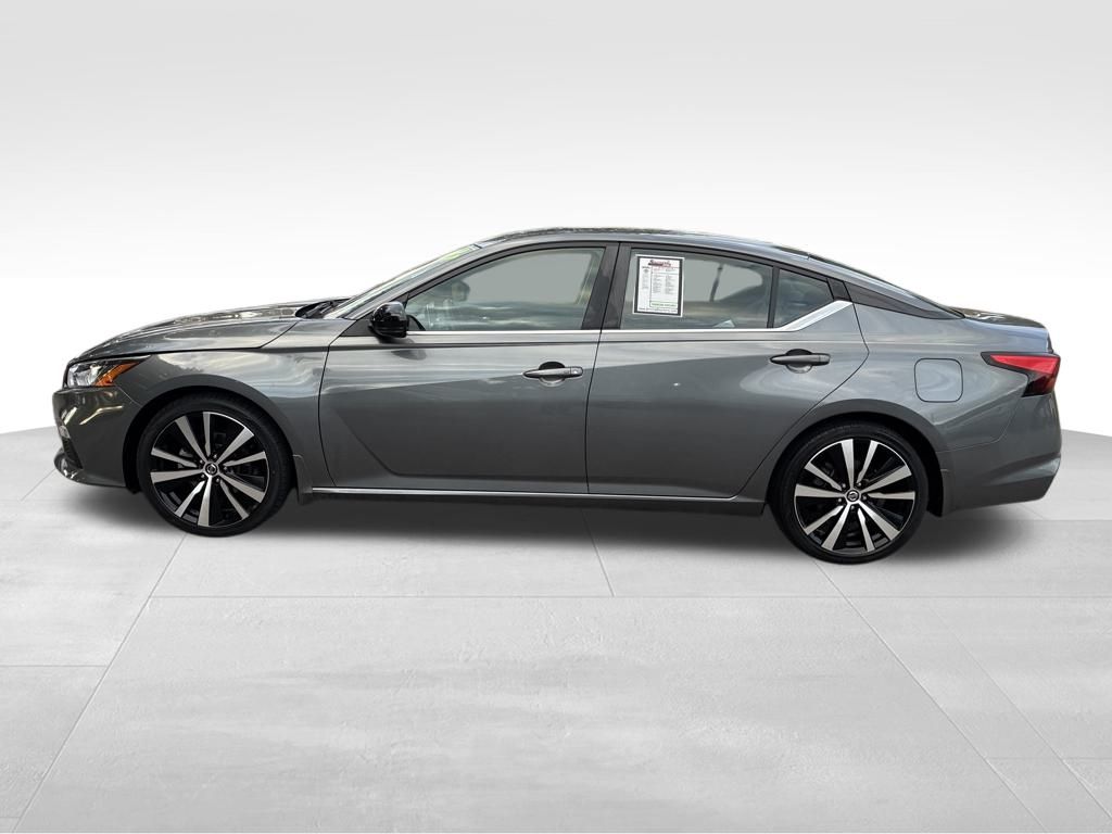 2021 Nissan Altima 2.5 SR photo 2