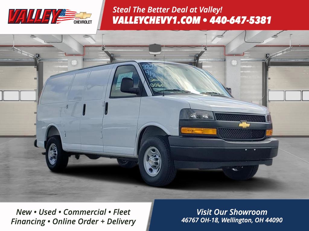 2025 Chevrolet Express Cargo Work Van's photo