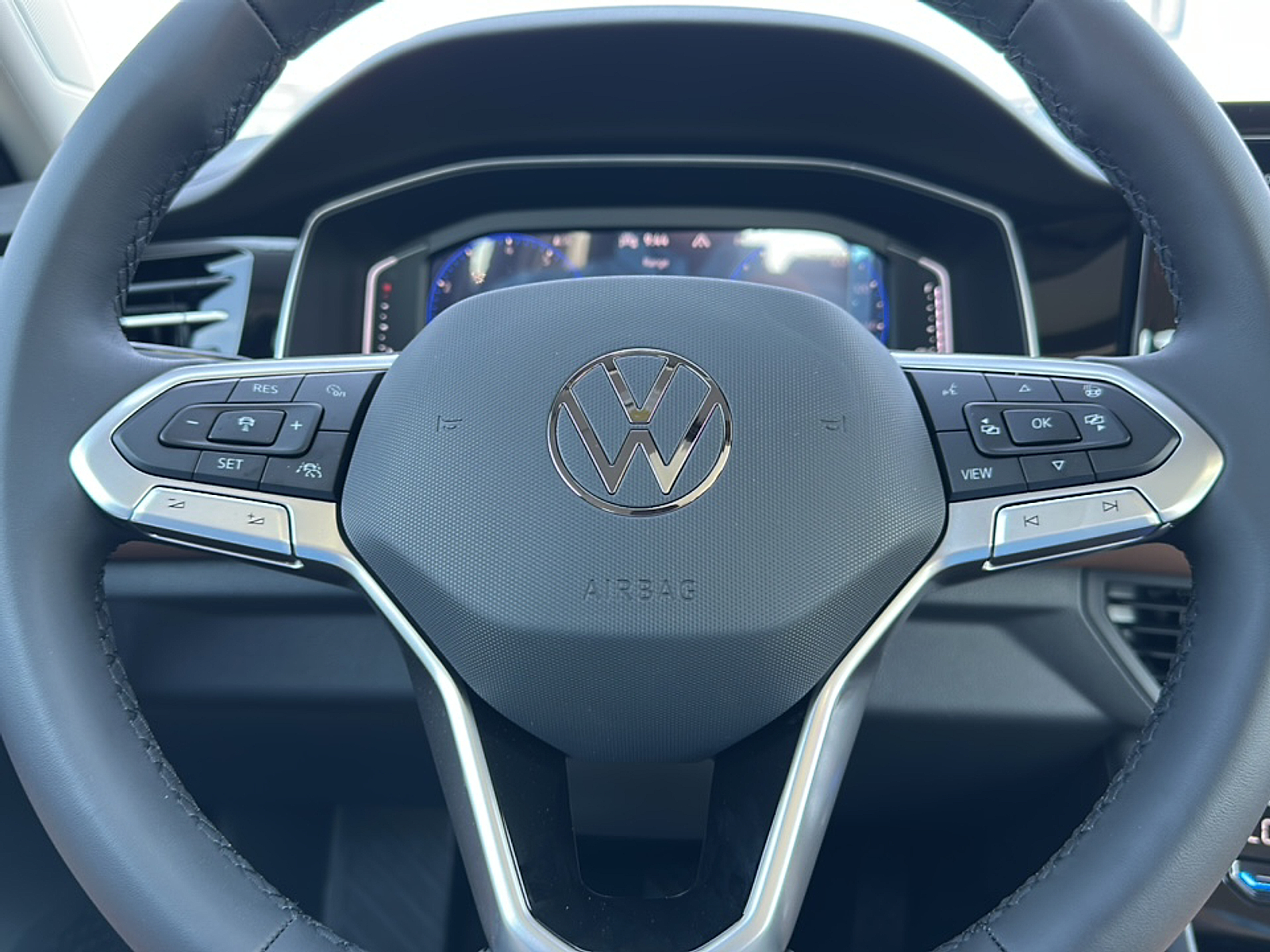 2025 Volkswagen Jetta 1.5T SEL photo 5