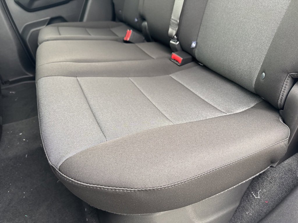2025 Chevrolet Colorado LT photo 17