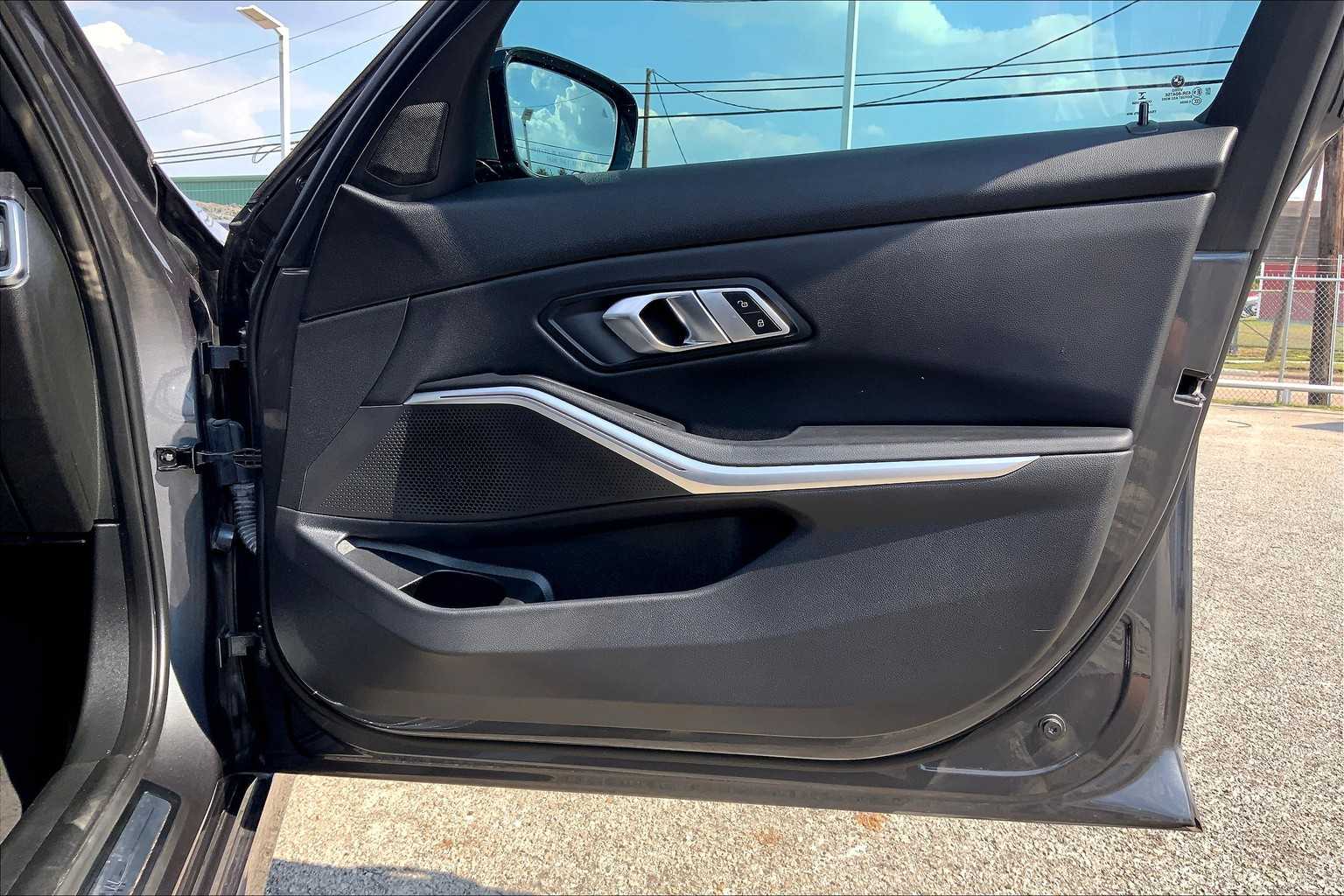 2022 Bmw 330i photo 22