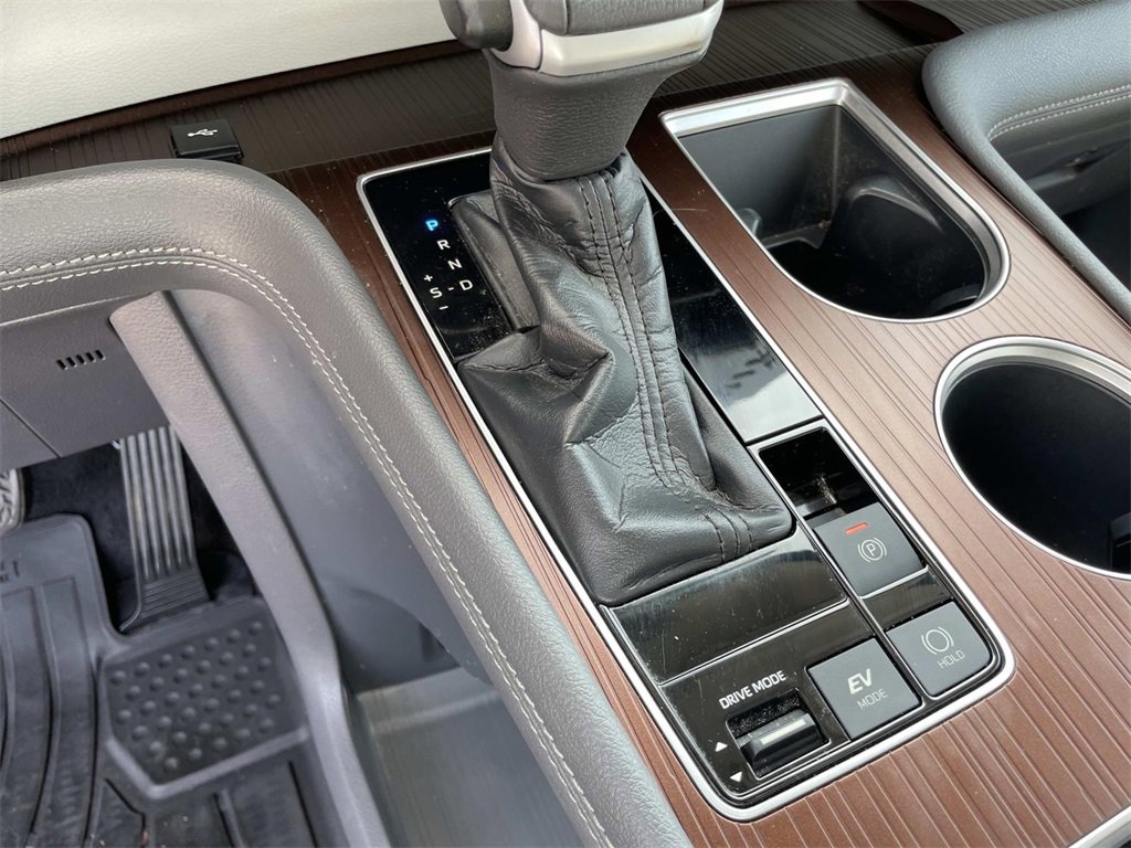 2021 Toyota Sienna XLE photo 15