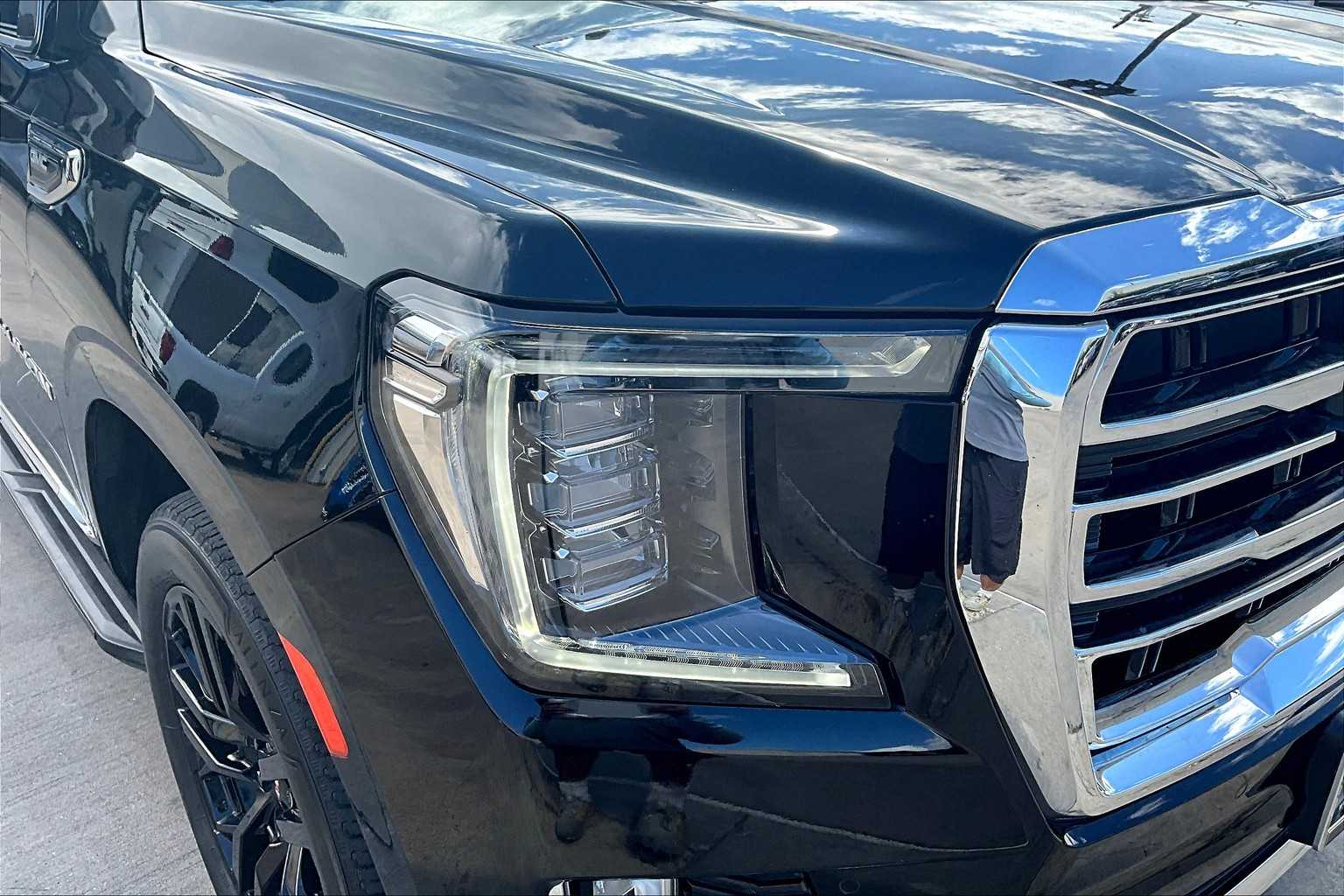 2023 Gmc Yukon SLT photo 26