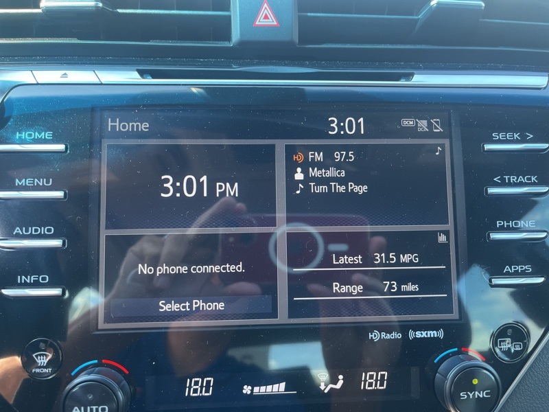 2018 Toyota Camry LE photo 15