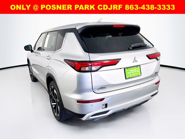 2023 Mitsubishi Outlander SE photo 5