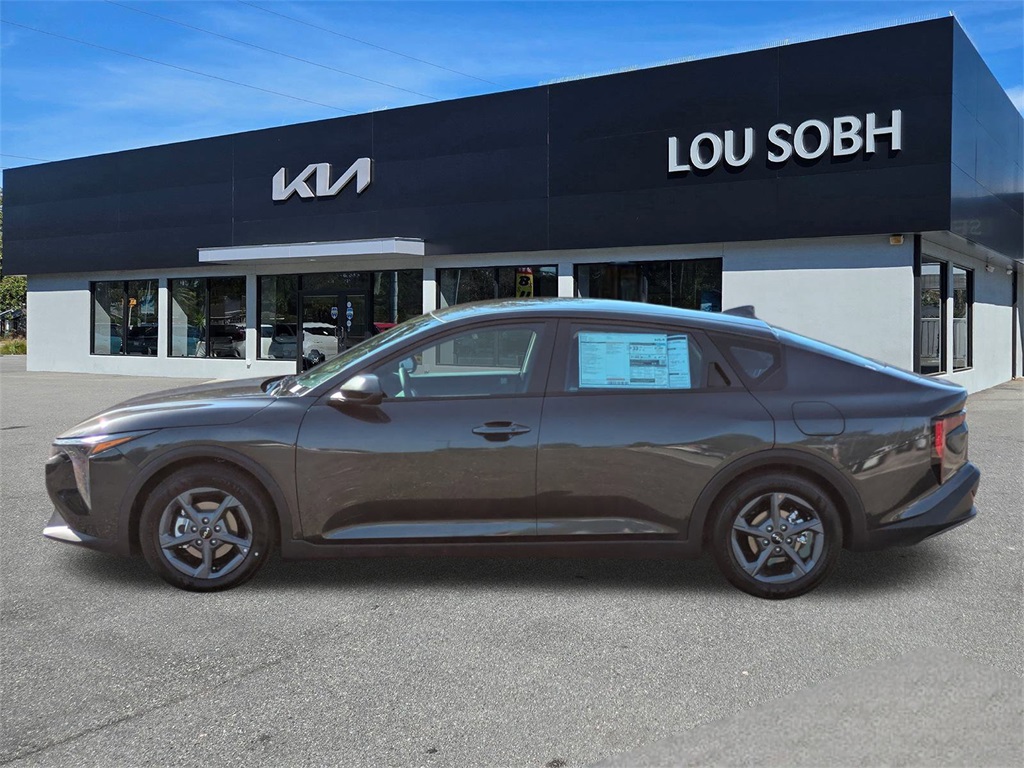 2025 Kia K4 LXS photo 4