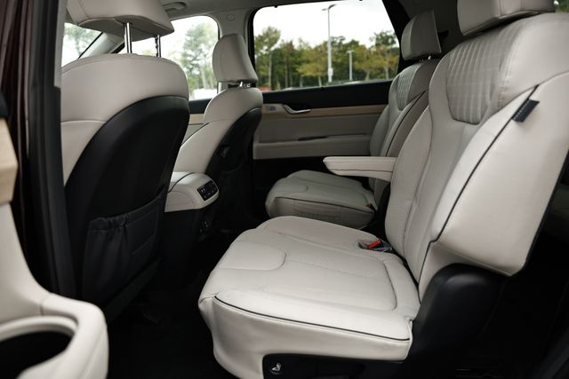 2024 Hyundai Palisade Limited photo 25