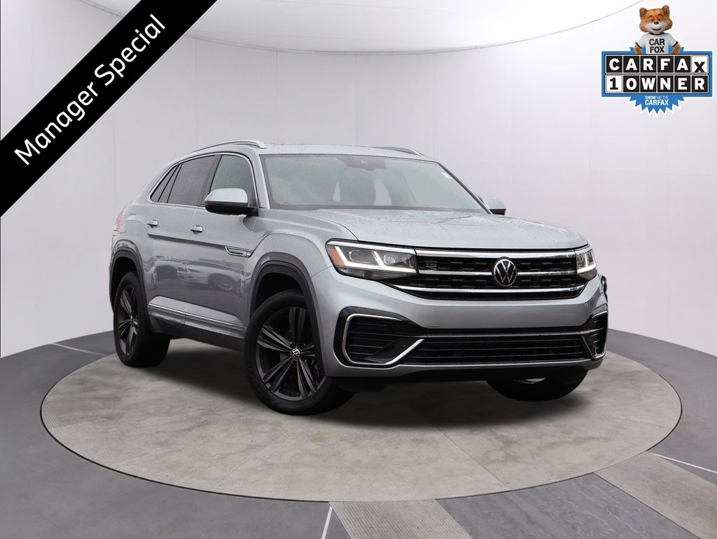 2022 Volkswagen Atlas Cross Sport SEL R-Line's photo
