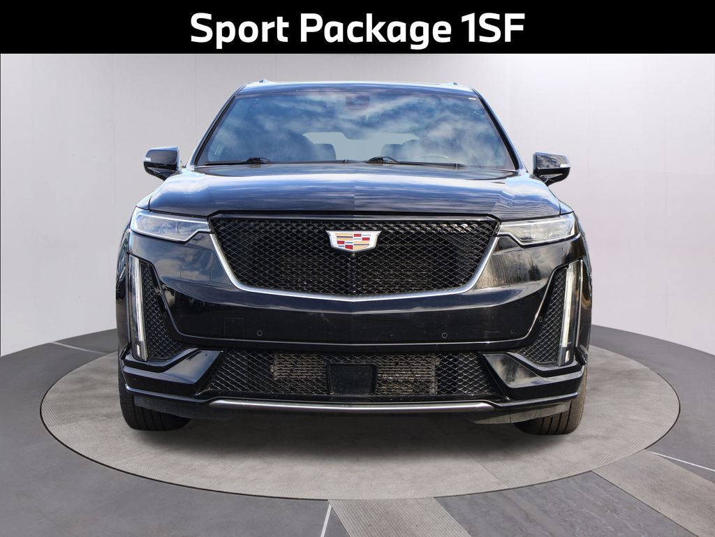 2023 Cadillac XT6 Sport photo 2