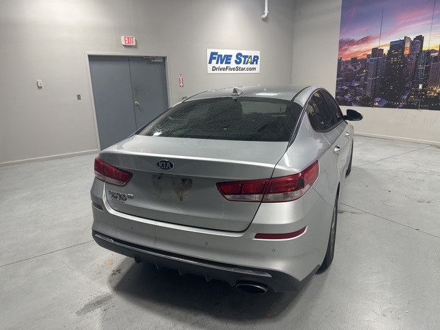 2019 Kia Optima LX photo 4