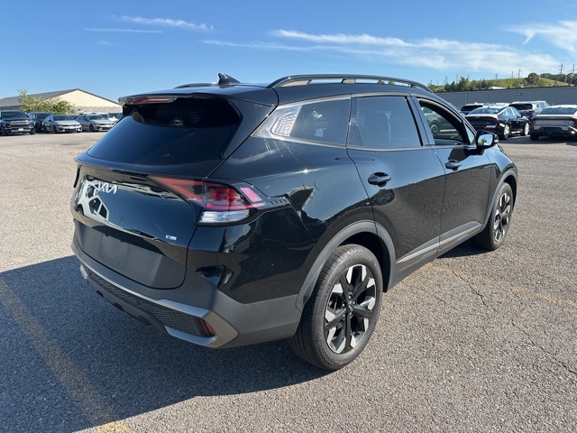 2023 Kia Sportage X-Line photo 2