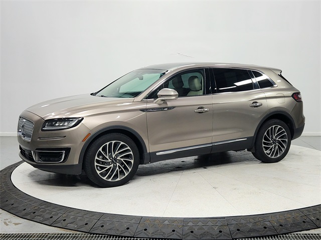 2020 Lincoln Nautilus Reserve photo 3