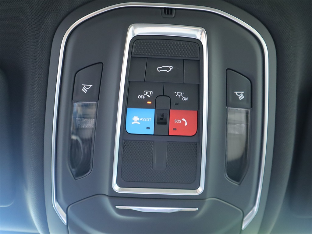 2023 Jeep Grand Cherokee Limited photo 15