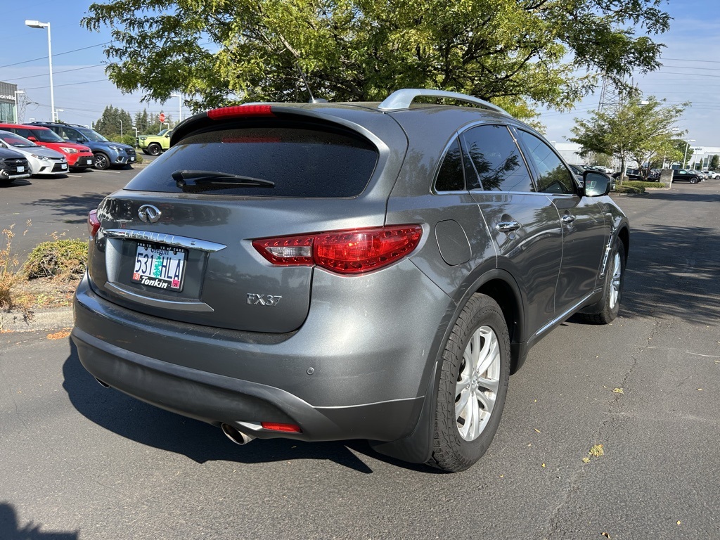 2013 Infiniti FX37 Base photo 5