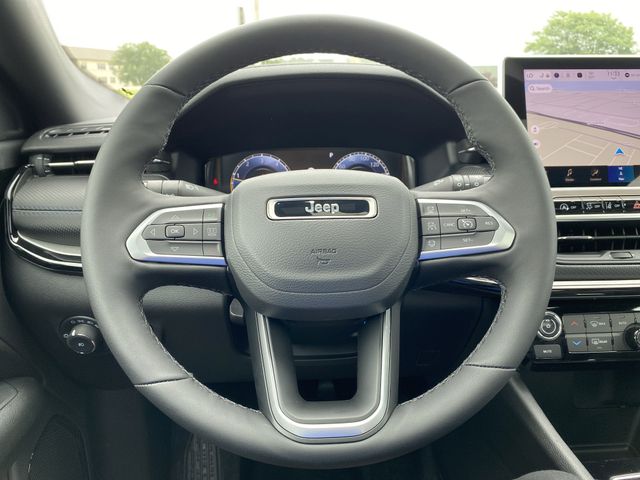 2025 Jeep Compass Limited photo 16