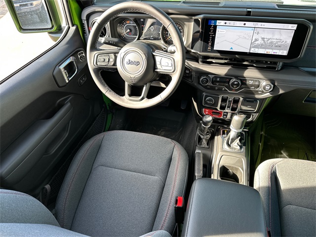2025 Jeep Wrangler Rubicon photo 16