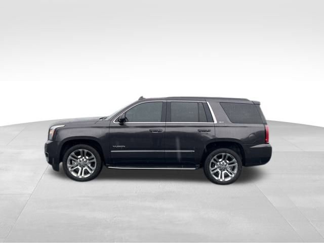 2017 Gmc Yukon SLT photo 2