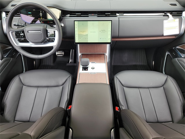 2025 Land Rover Range Rover SE photo 16