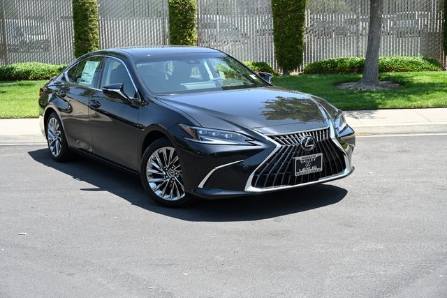 2025 Lexus ES Hybrid