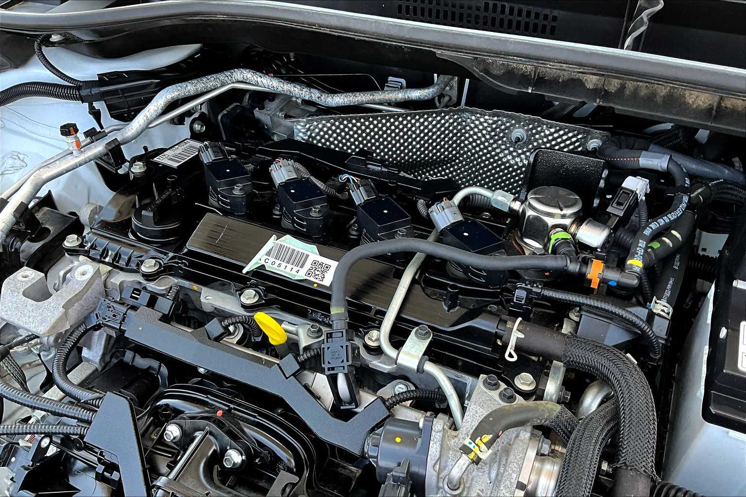 2023 Toyota Corolla Cross LE photo 31