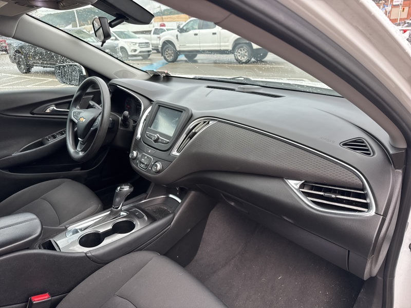 2018 Chevrolet Malibu 1LT photo 7