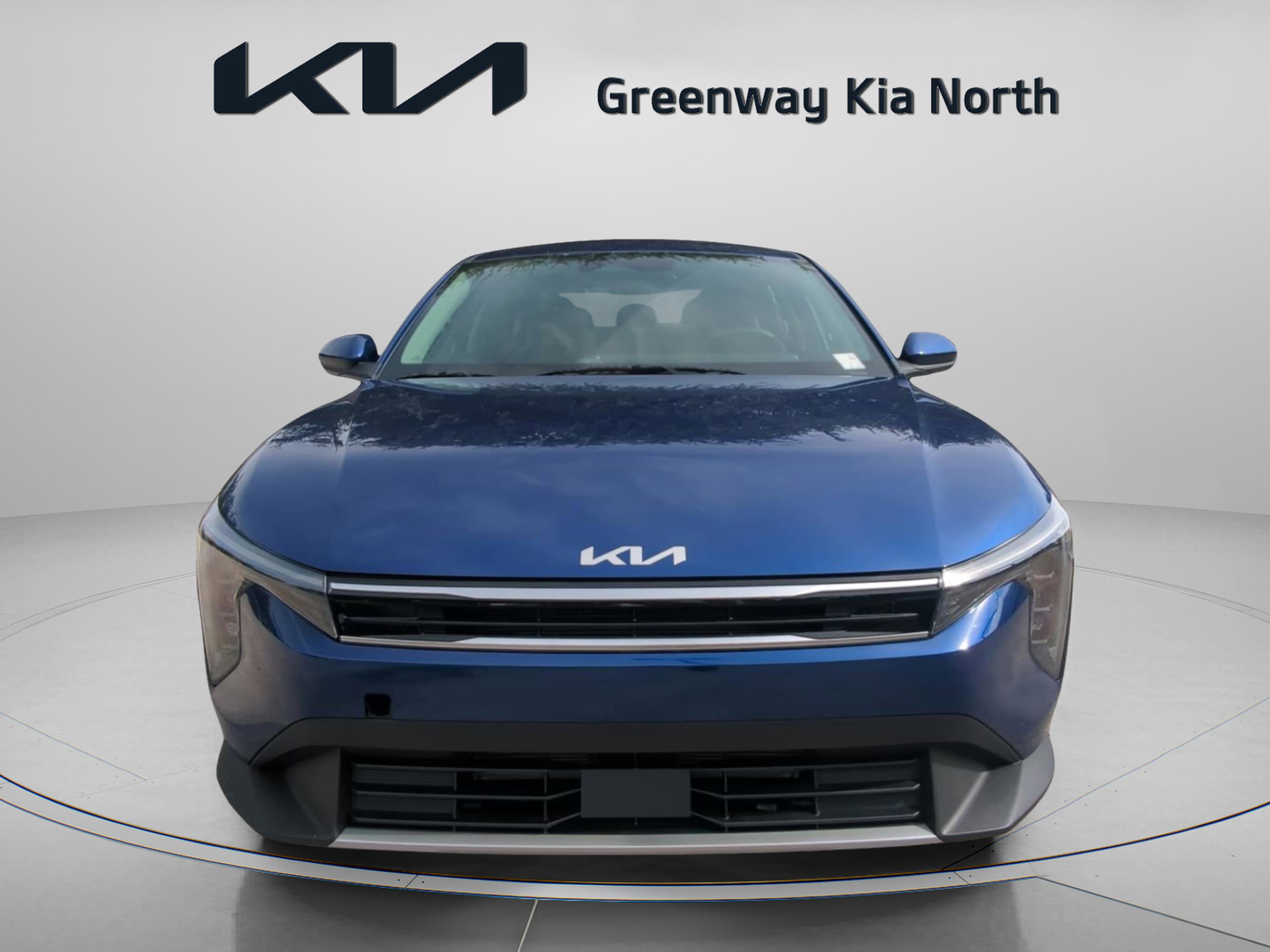 2025 Kia K4 EX photo 2