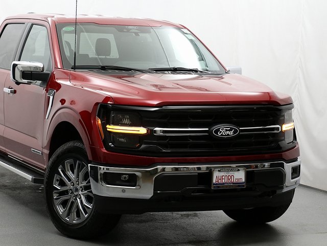 2025 Ford F-150 XLT photo 2