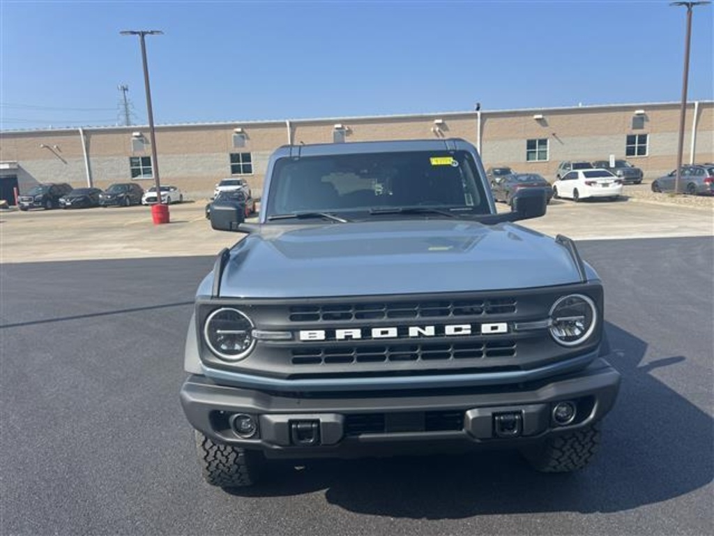 2025 Ford Bronco Big Bend photo 2