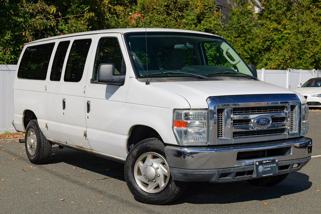 2012 Ford E-Series Econoline Wagon XLT's photo