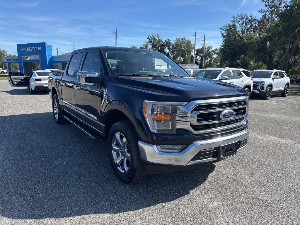 2022 Ford F-150 XLT photo 2
