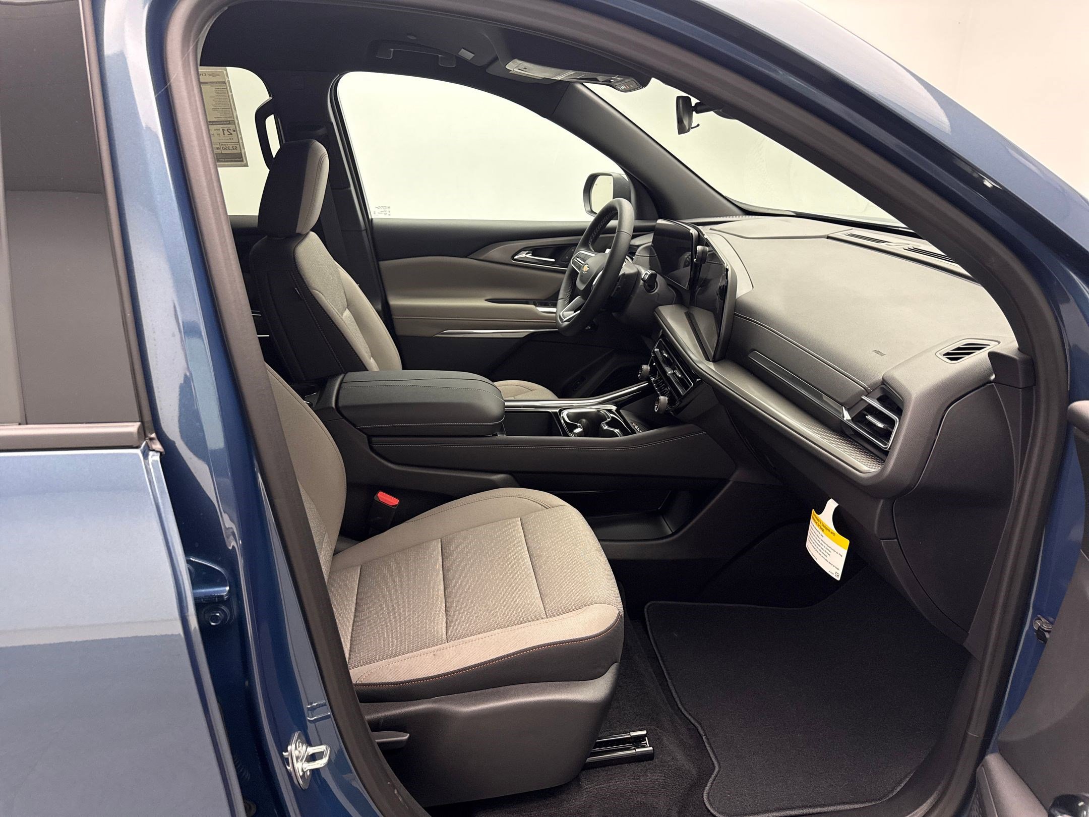 2026 Chevrolet Traverse photo 24