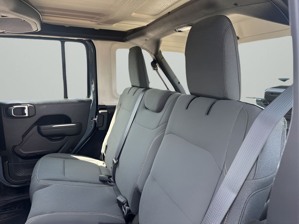 2025 Jeep Wrangler Sport photo 16