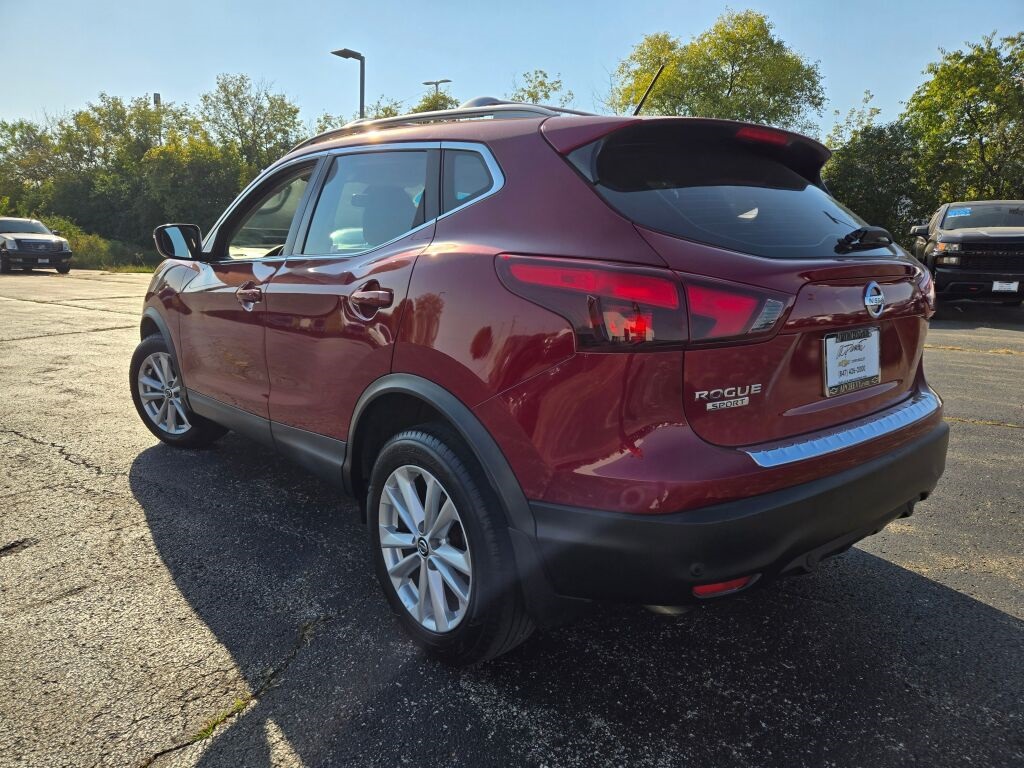 2019 Nissan Rogue Sport SV photo 11