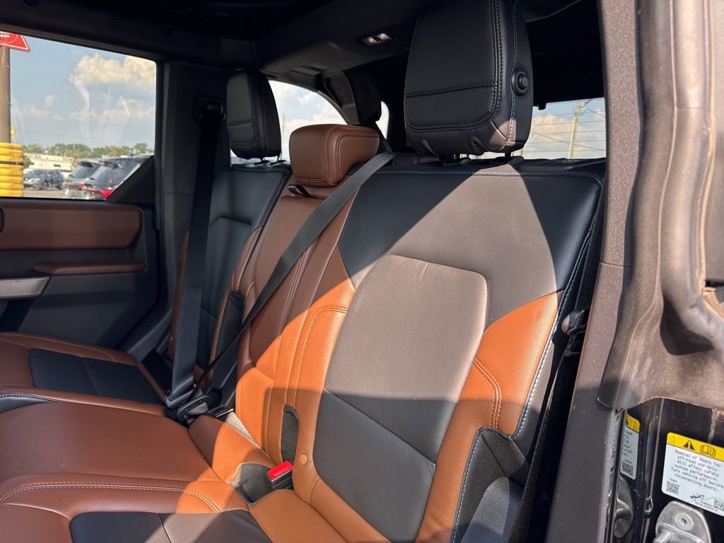 2022 Ford Bronco Outer Banks photo 10