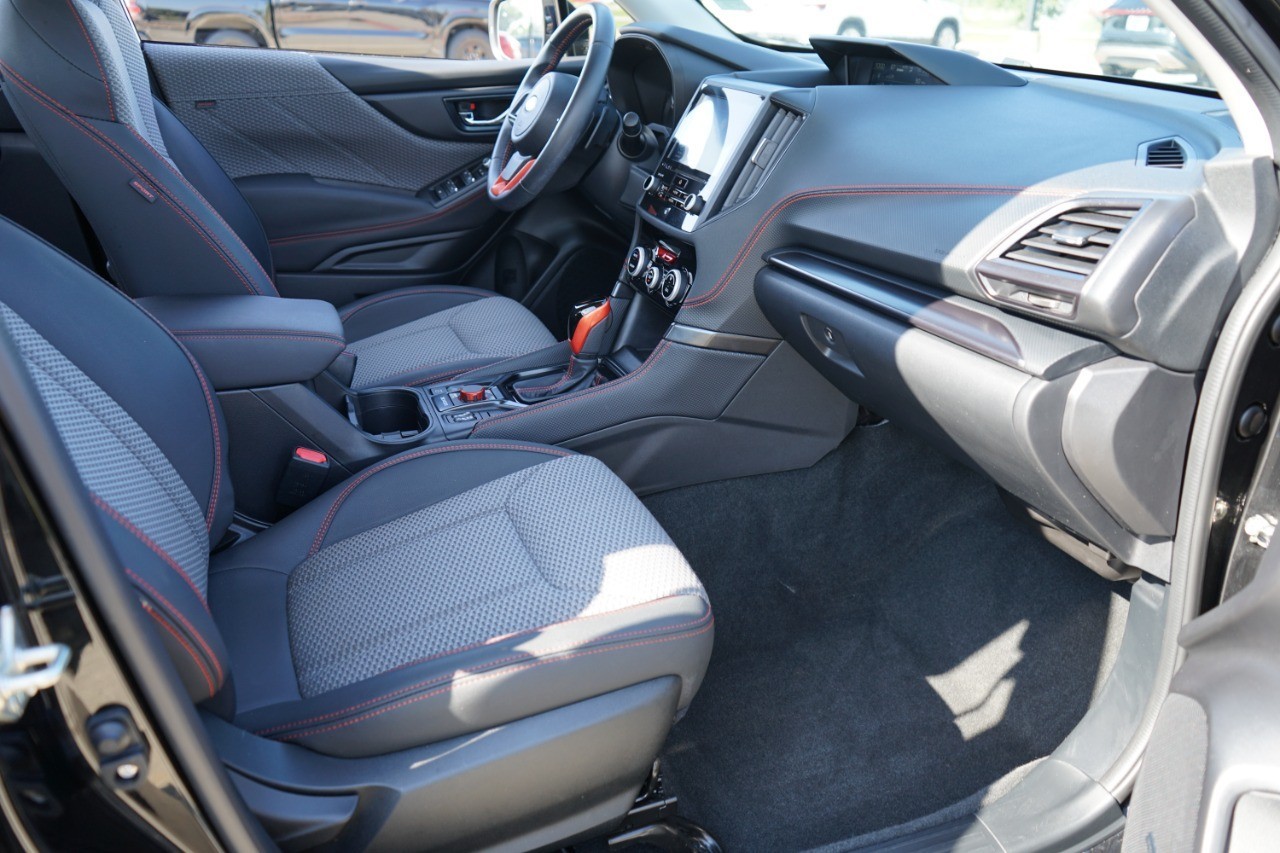 2022 Subaru Forester Sport photo 11