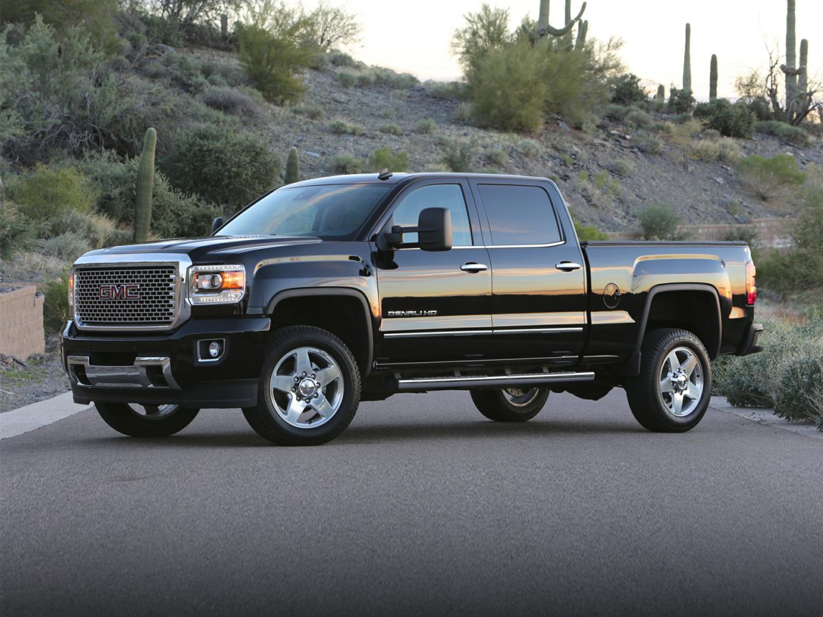 2018 GMC Sierra 2500HD Denali's photo