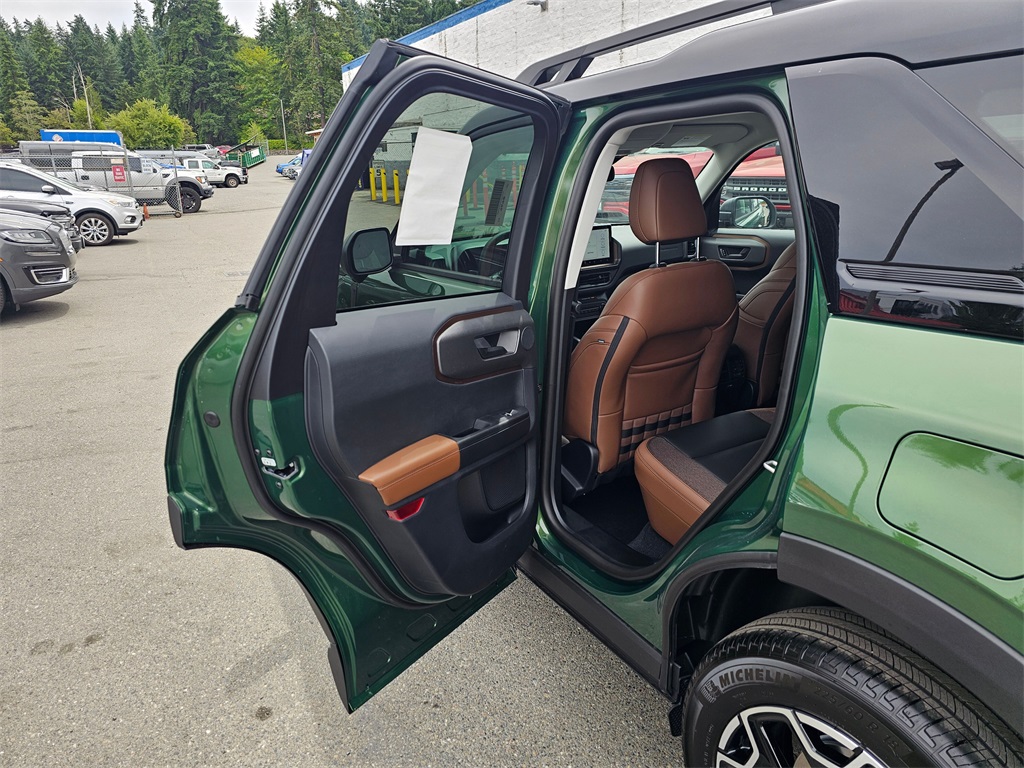 2025 Ford Bronco Sport Outer Banks photo 16