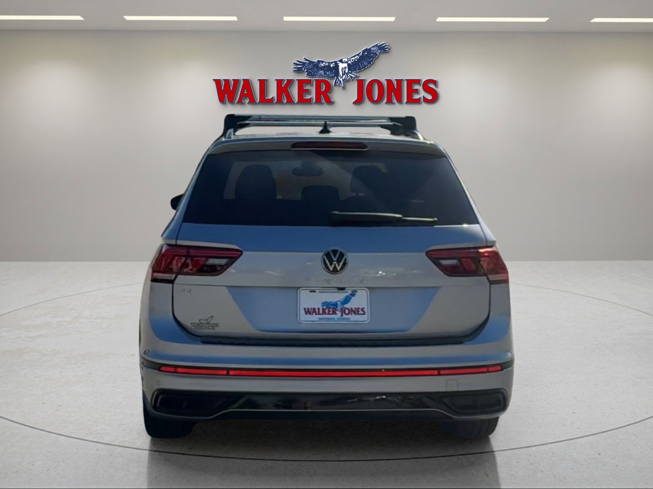 2022 Volkswagen Tiguan SE R-Line Black photo 4