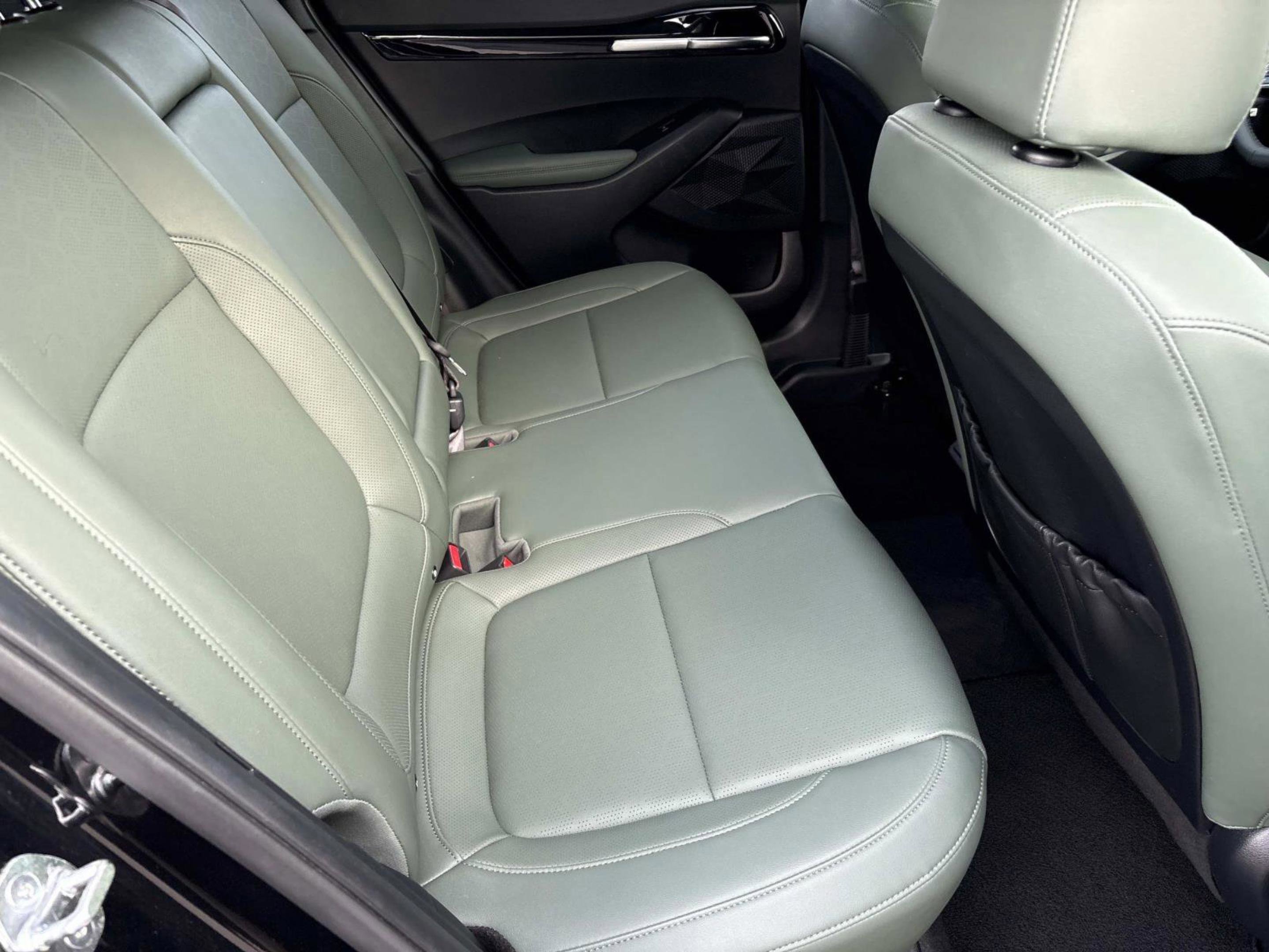 2024 Kia Seltos SX photo 20