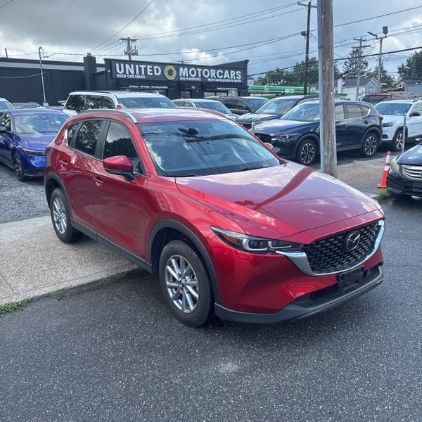 2023 Mazda CX-5 2.5 S Preferred photo 5