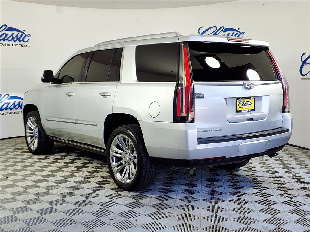 2020 Cadillac Escalade Premium Luxury photo 2