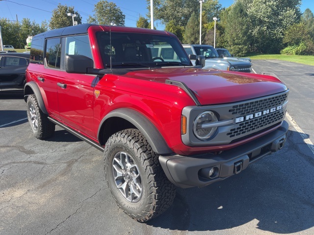 2025 Ford Bronco Badlands photo 3