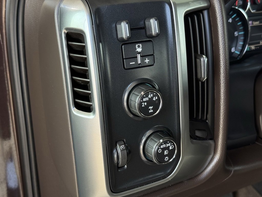 2016 Chevrolet Silverado 1500 LT photo 27