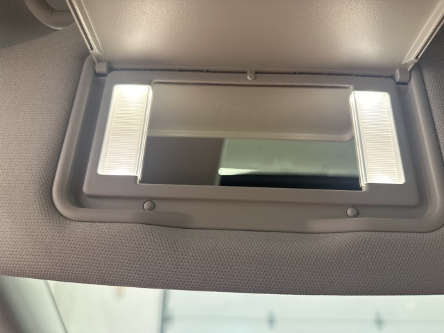 2025 Ford Explorer photo 22