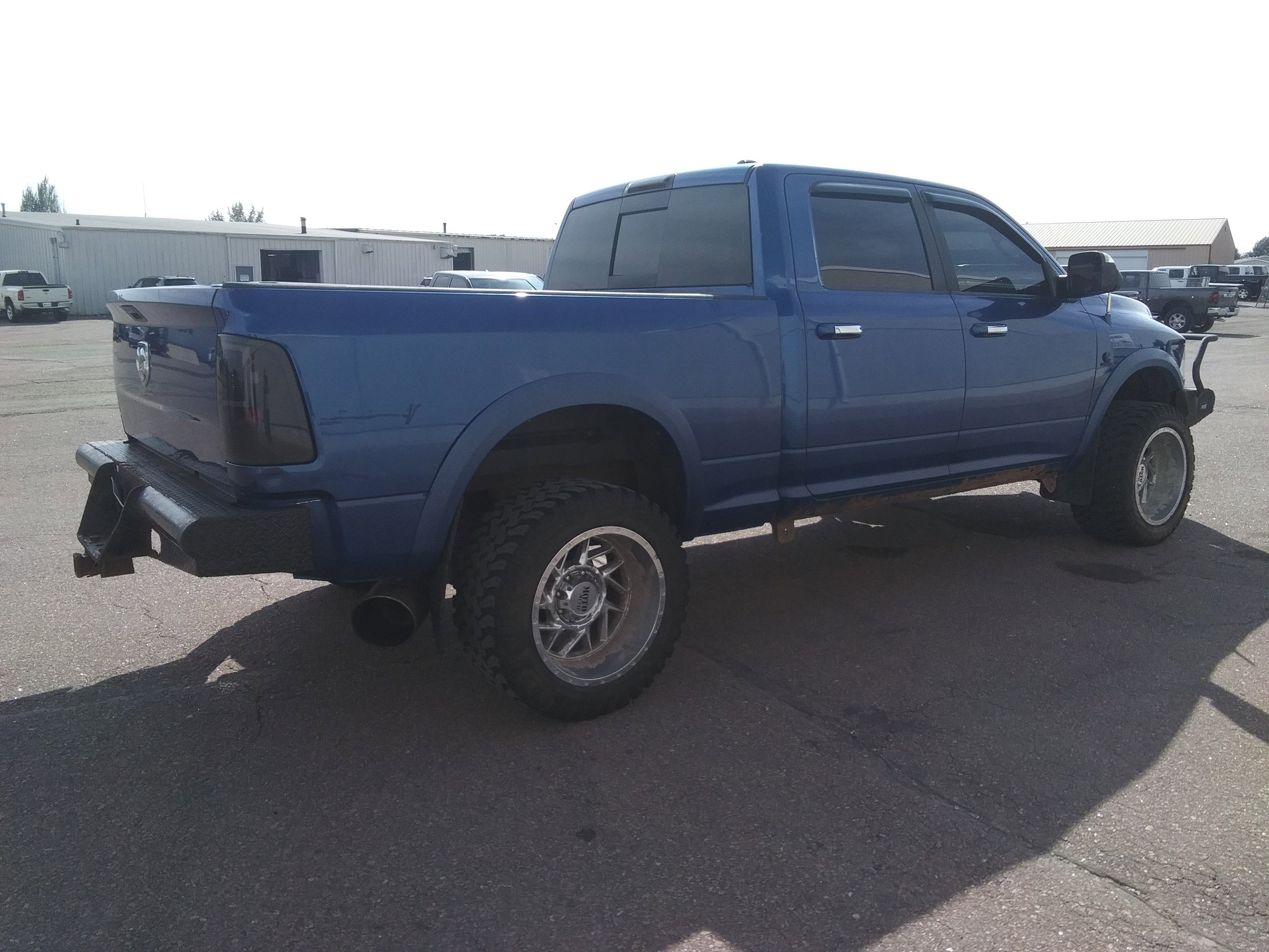2011 Dodge Ram Laramie photo 2