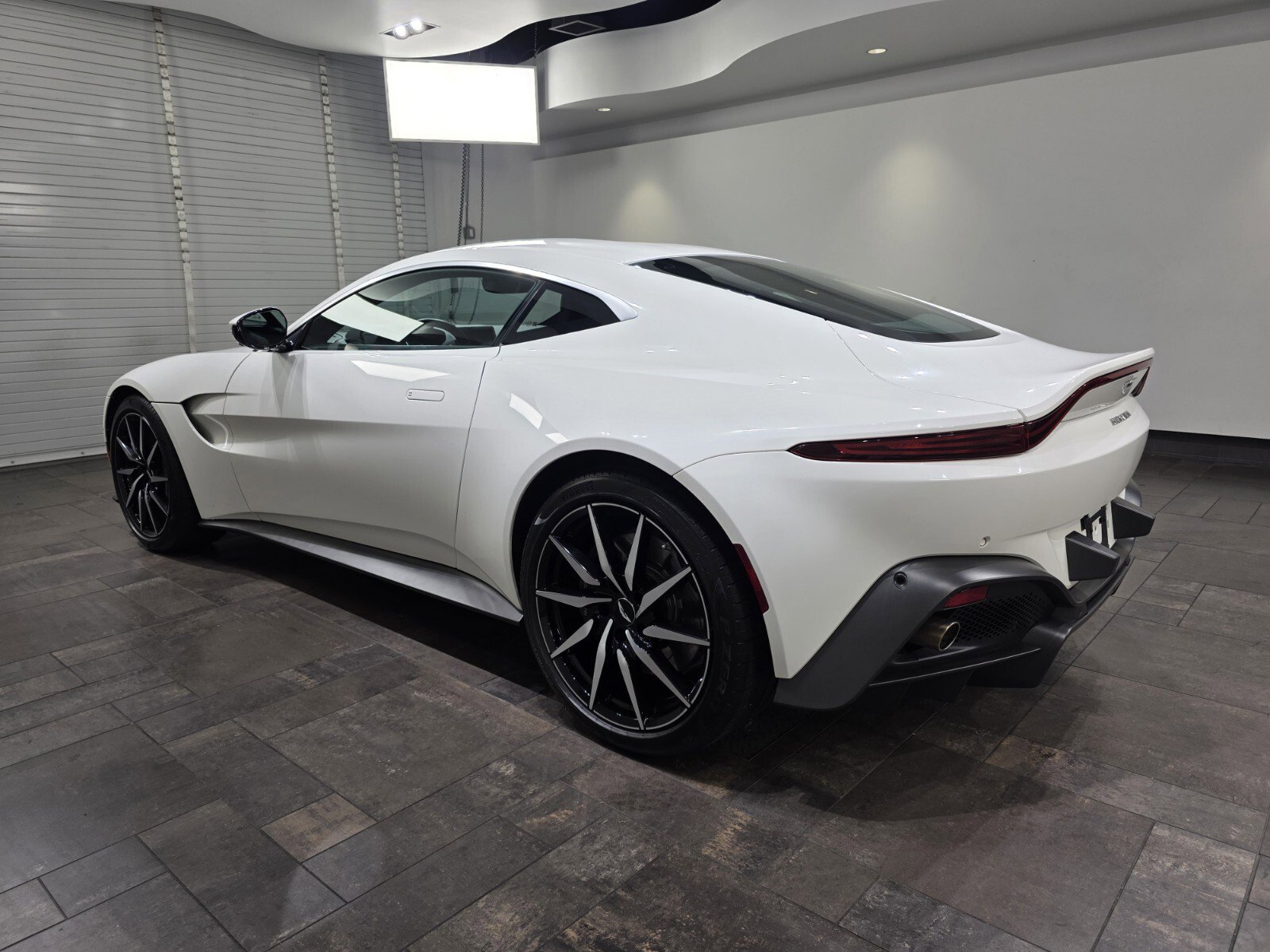 2020 Aston Martin Vantage AM6 photo 2