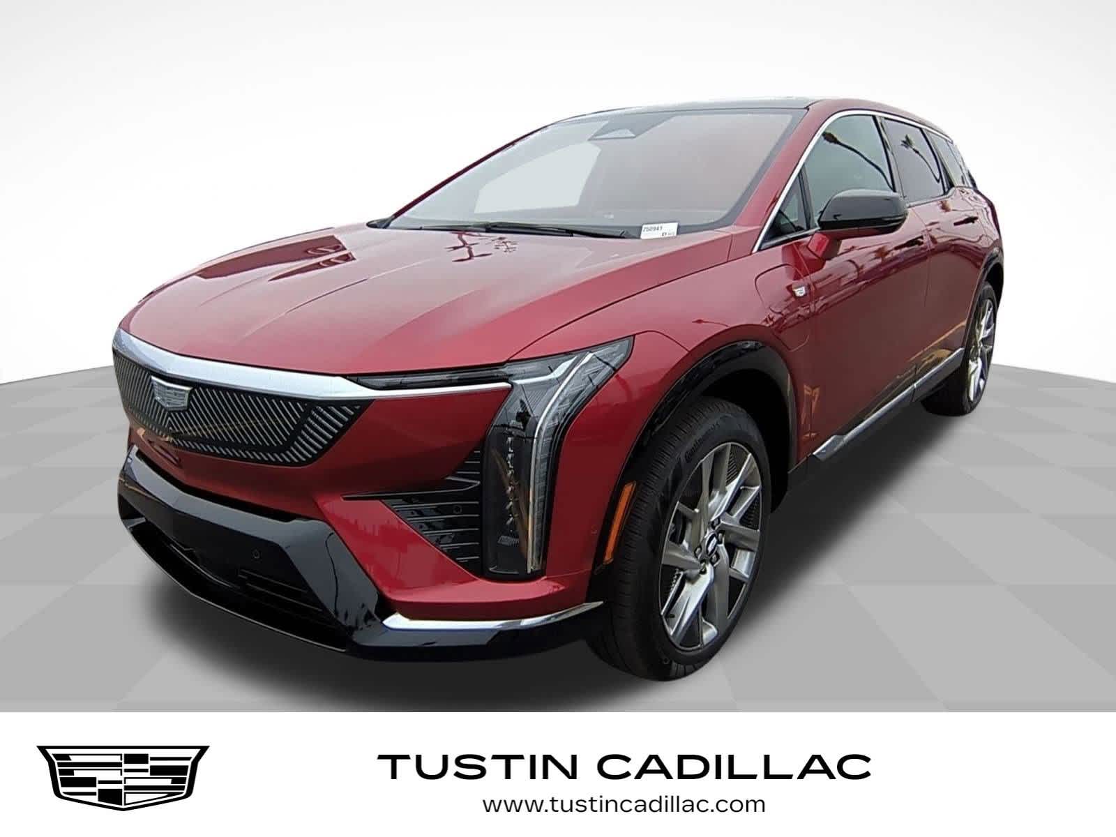 2025 Cadillac OPTIQ Luxury 1